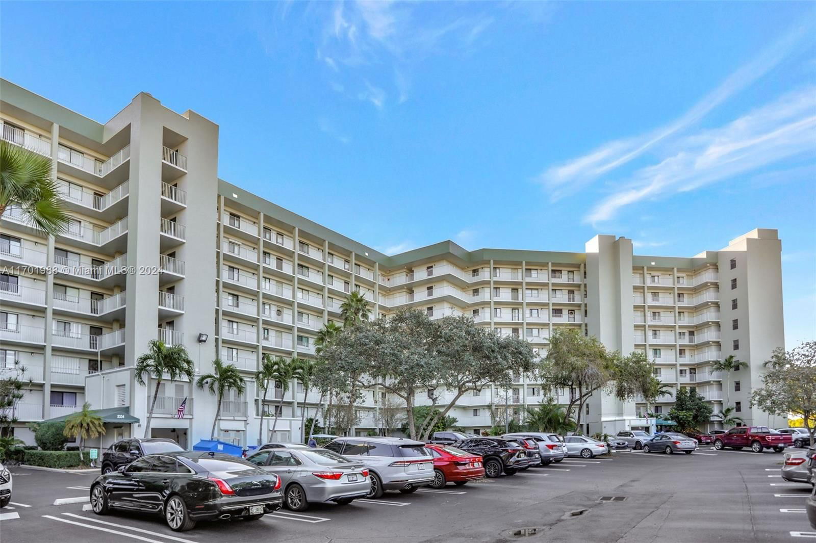 Real estate property located at 2334 Cypress Bend Dr #107, Broward, CYPRESS BEND CONDOMINIUM, Pompano Beach, FL