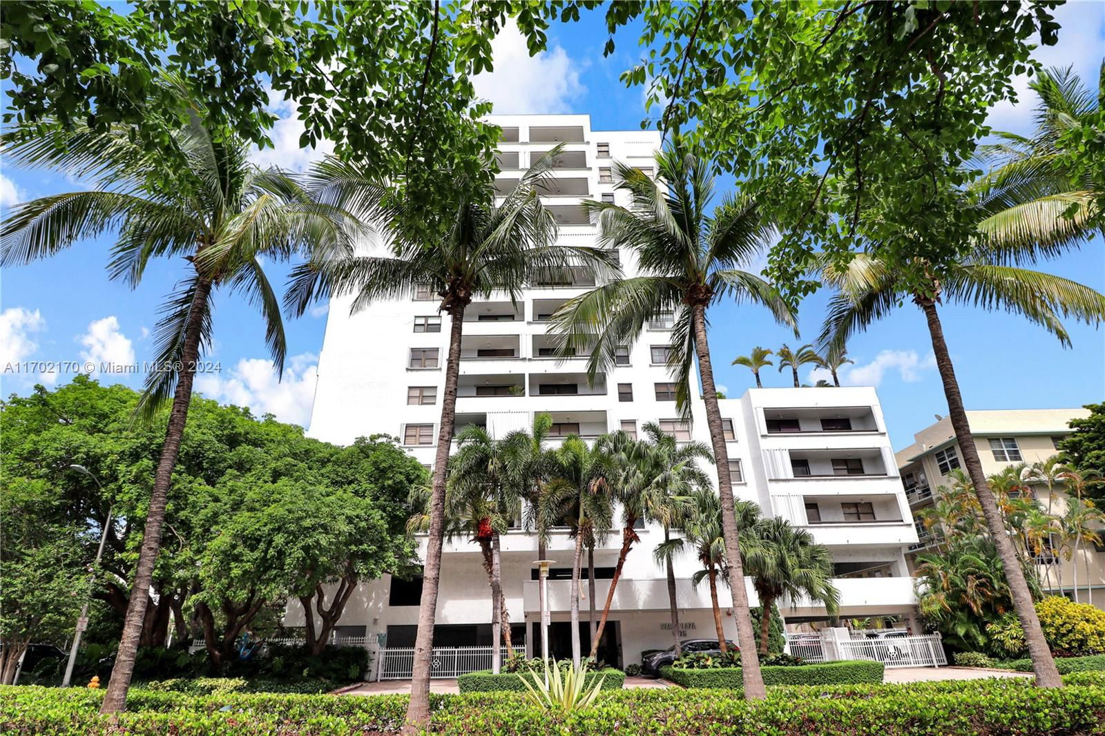 Real estate property located at 1775 Washington Ave #6D, Miami-Dade, PARC PLAZA CONDO, Miami Beach, FL