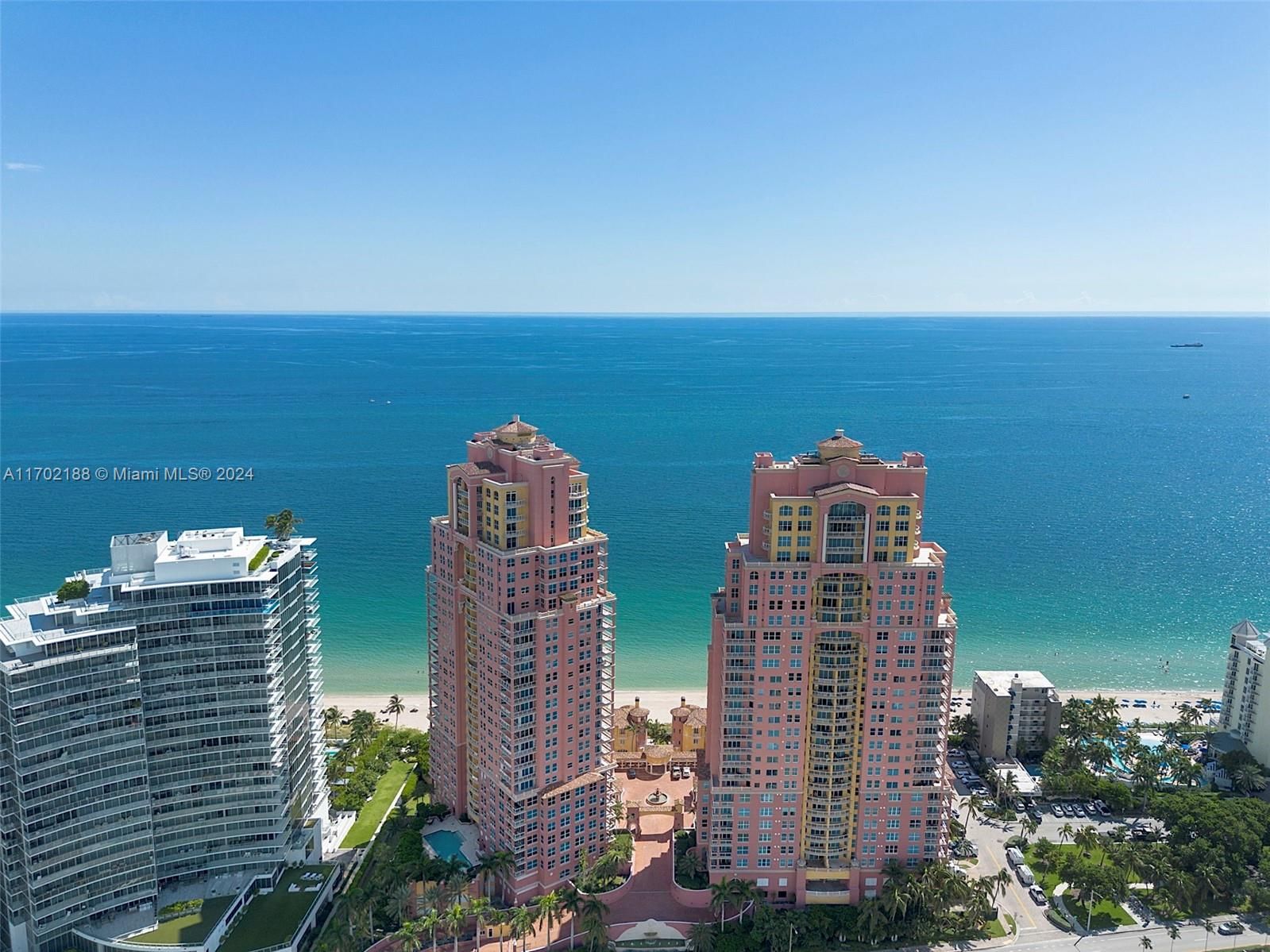 Real estate property located at 2110 Ocean Blvd #9D, Broward, PALMS TOWER TWO CONDO, Fort Lauderdale, FL