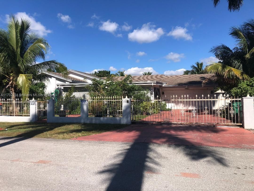 Real estate property located at 12701 187th Ter, Miami-Dade, PARK ESTATES SEC 1, Miami, FL