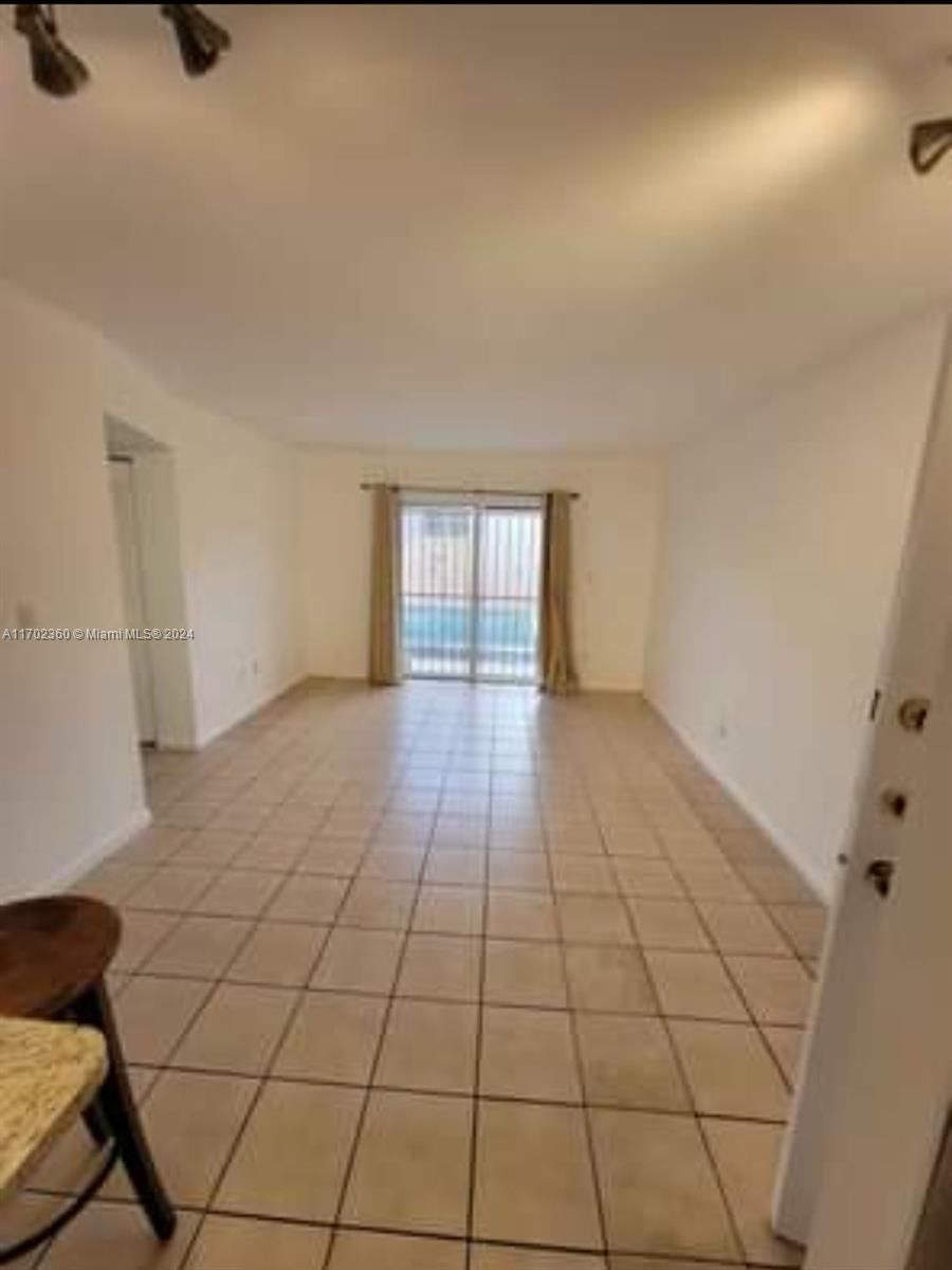 Real estate property located at 1933 7th St #102, Miami-Dade, EL PRADO CONDO, Miami, FL