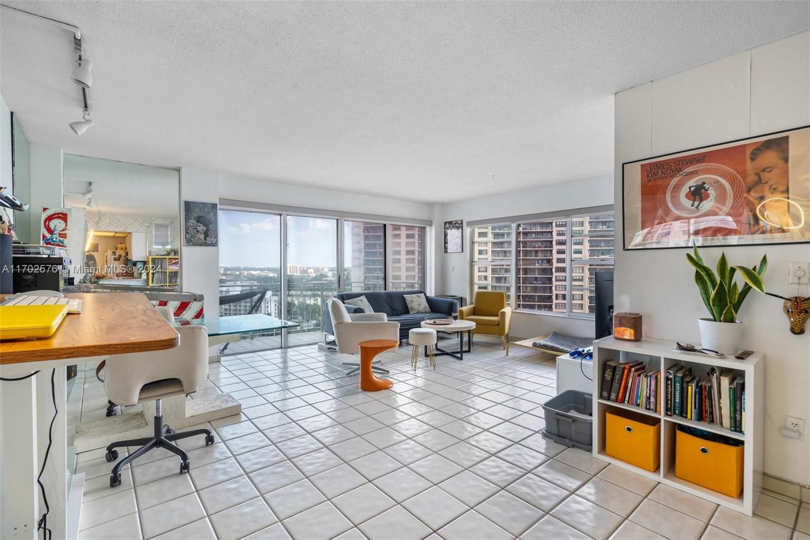 Real estate property located at 11111 Biscayne Blvd #15H, Miami-Dade, JOCKEY CLUB CONDO, Miami, FL