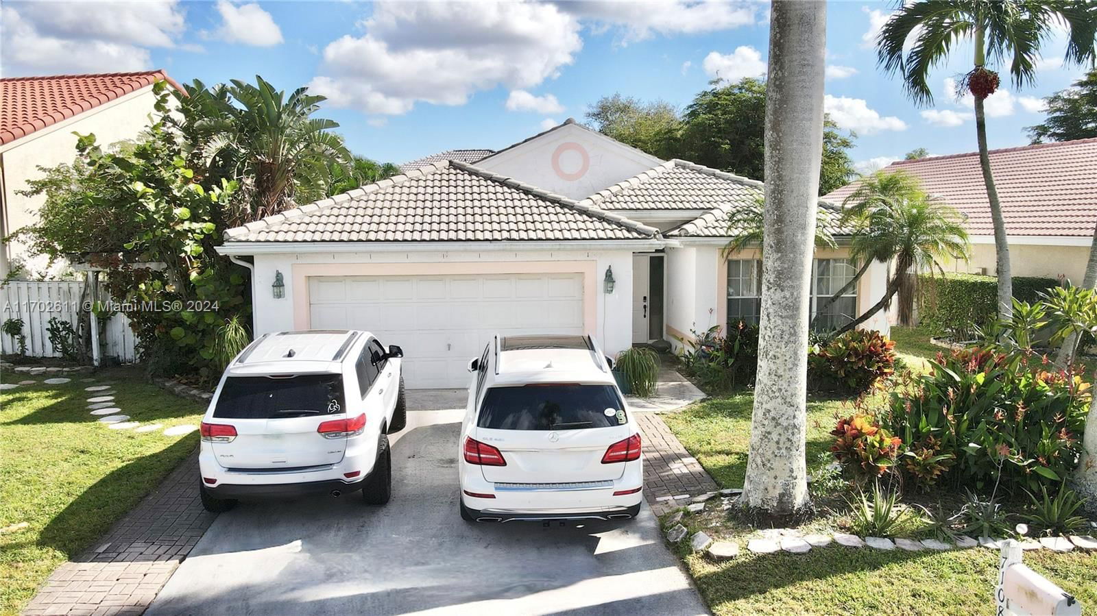 Real estate property located at 7108 Catalina Way, Palm Beach, LAKE CHARLESTON TR I 2, Lake Worth, FL