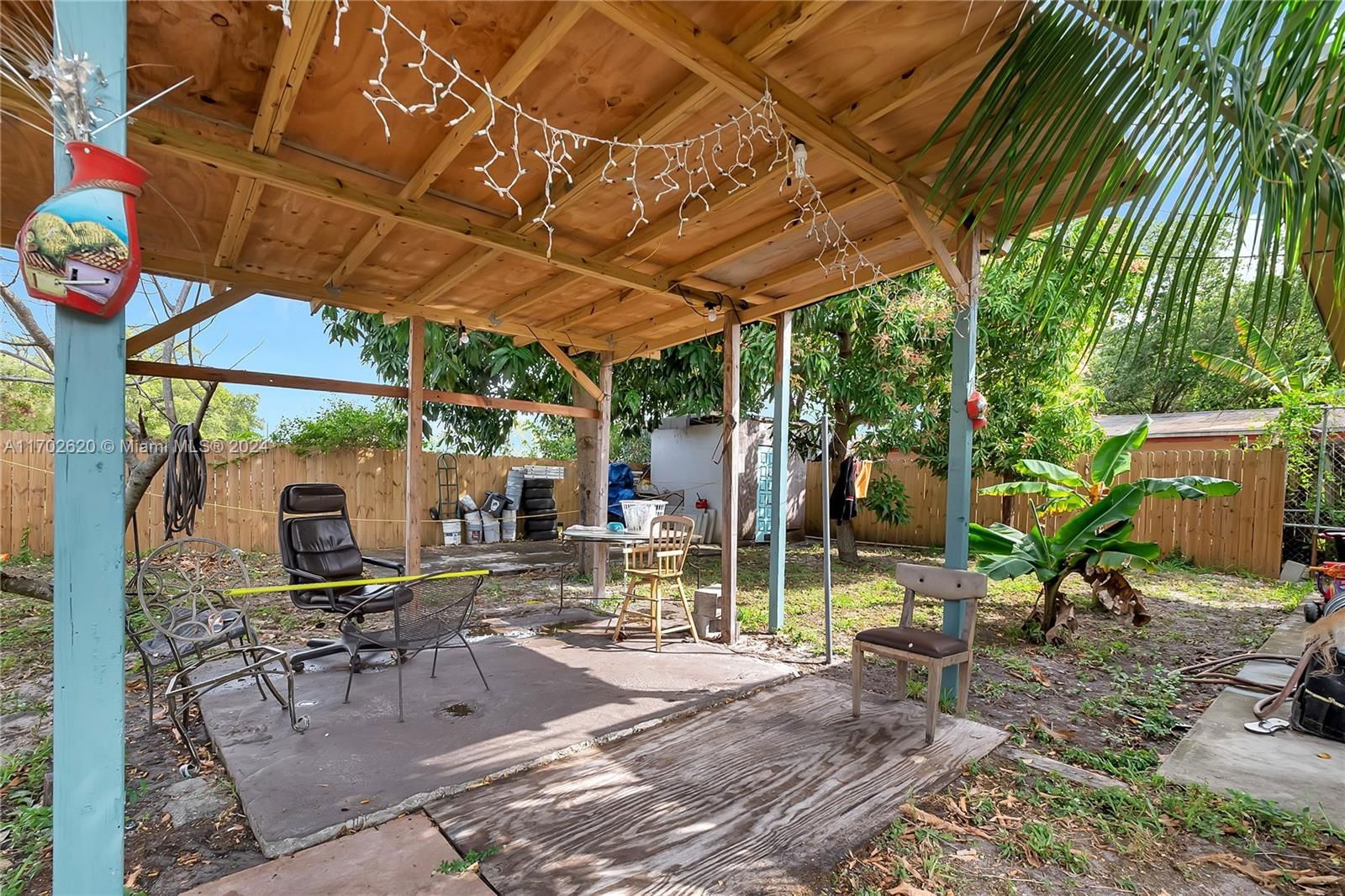 Real estate property located at 2731 100th St, Miami-dade, The Tropics Amd, Miami, FL