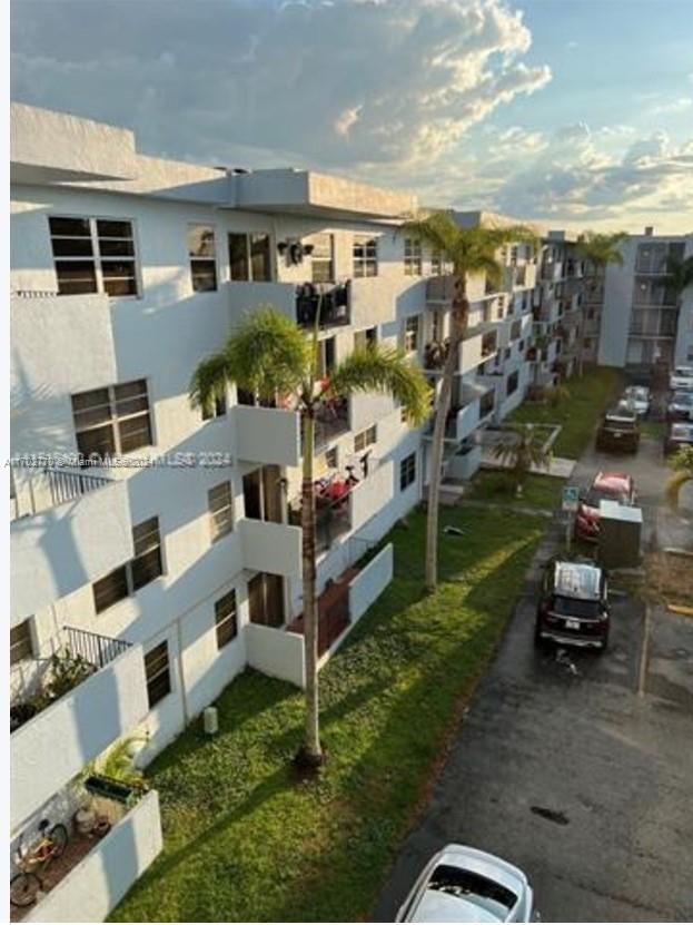 Real estate property located at 1221 122nd Ave #401, Miami-Dade, SEGOVIA CONDO, Miami, FL