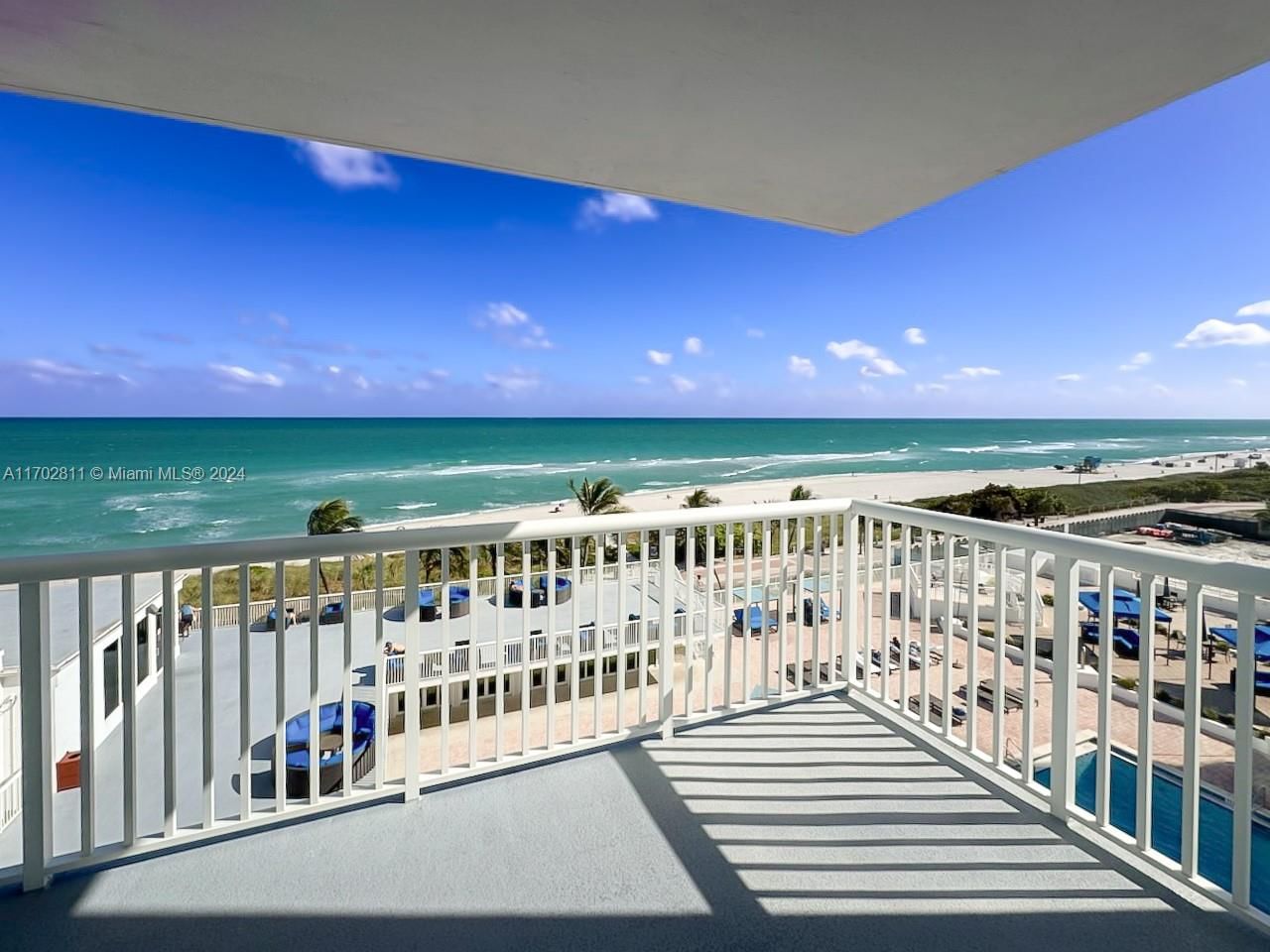 Real estate property located at 5401 Collins Ave #402, Miami-Dade, THE CARRIAGE HOUSE CONDO, Miami Beach, FL