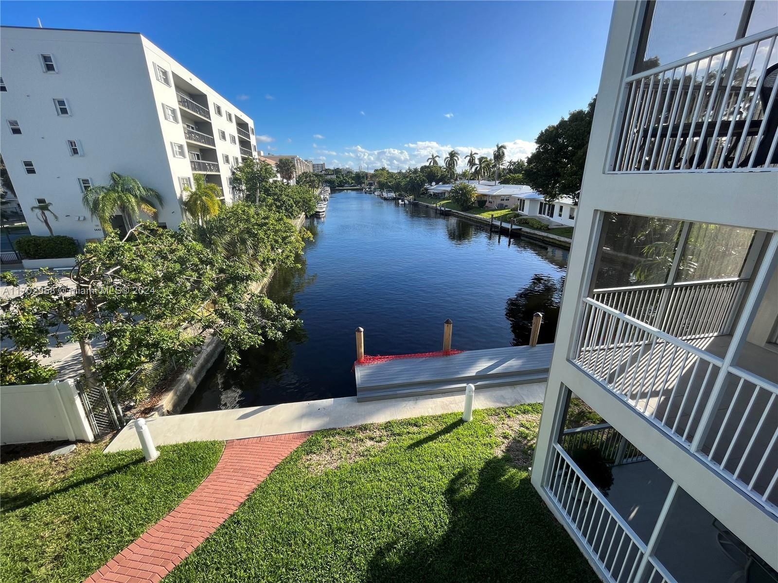 Real estate property located at 1439 Ocean Blvd #316, Broward, WHITTIER TOWERS APTS ASSO, Lauderdale By The Sea, FL