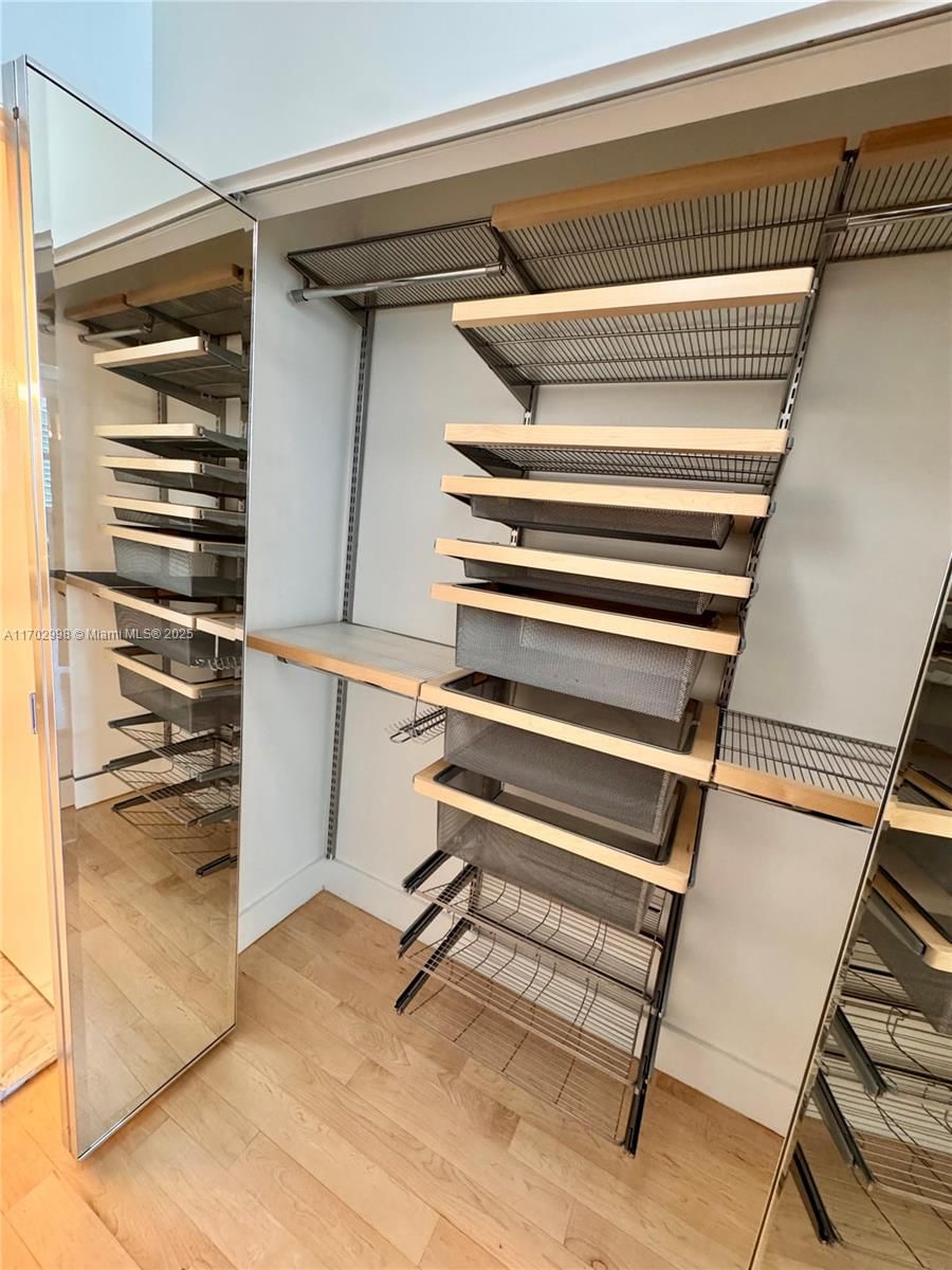 Real estate property located at 31 5th St #3817, Miami-dade, Brickell On The River N T, Miami, FL