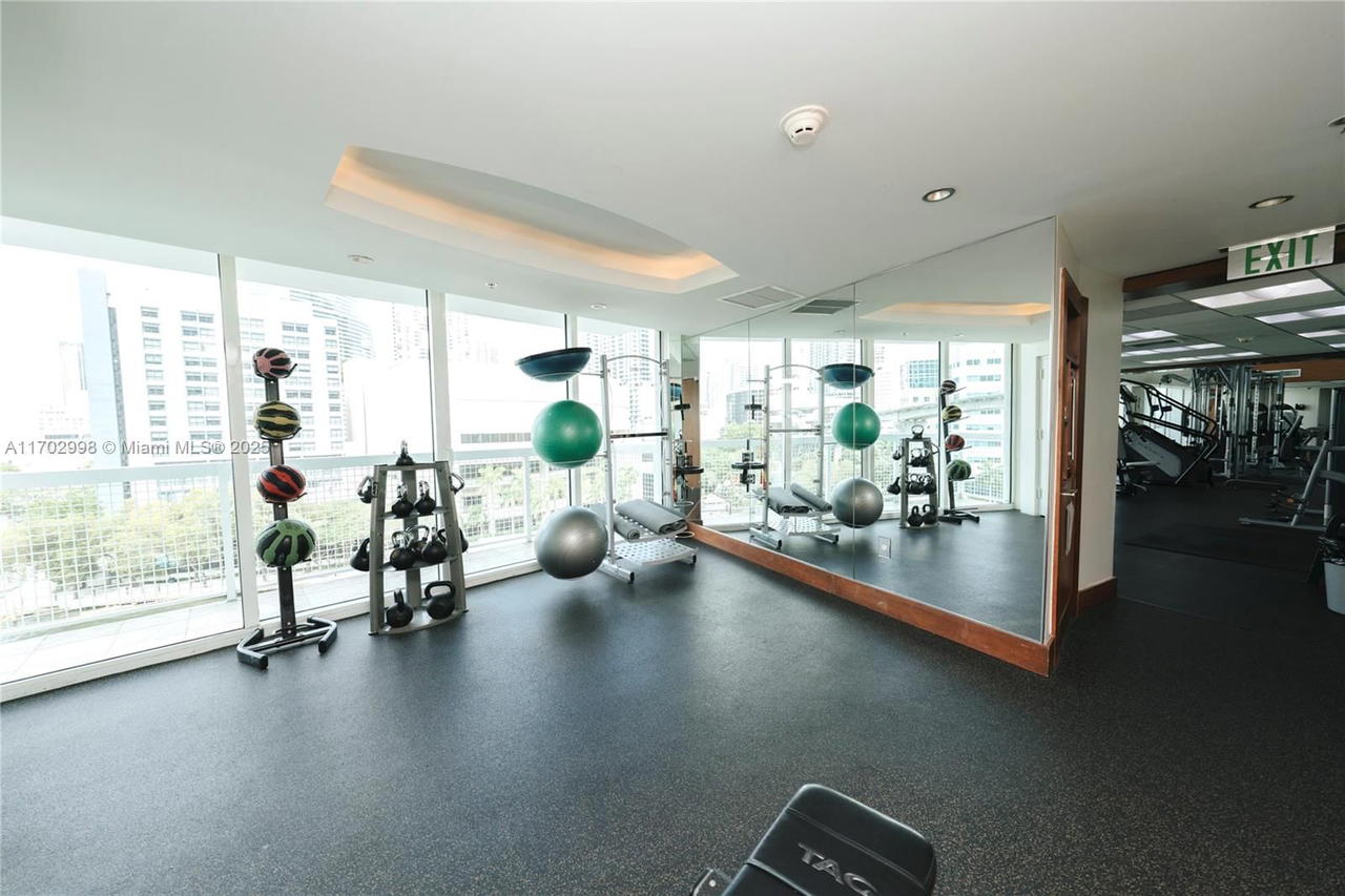 Real estate property located at 31 5th St #3817, Miami-dade, Brickell On The River N T, Miami, FL