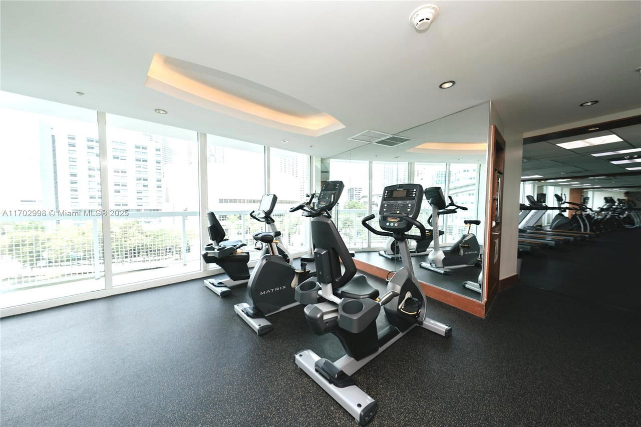Real estate property located at 31 5th St #3817, Miami-dade, Brickell On The River N T, Miami, FL