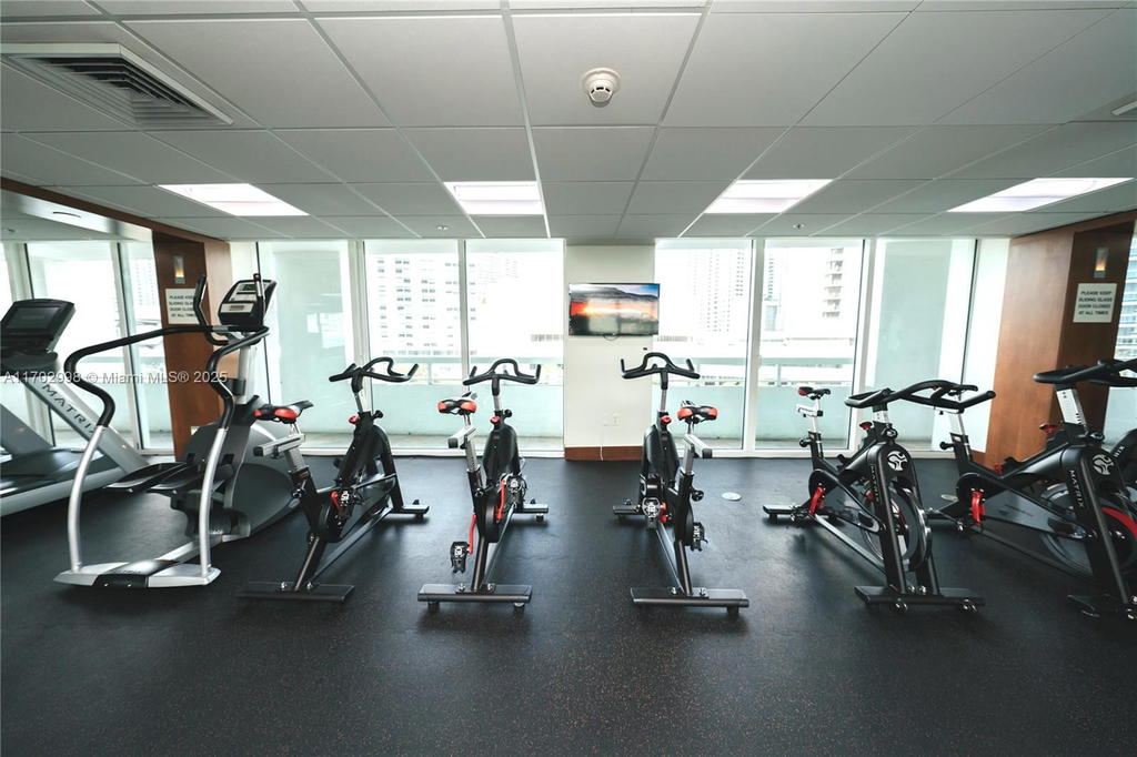 Real estate property located at 31 5th St #3817, Miami-dade, Brickell On The River N T, Miami, FL