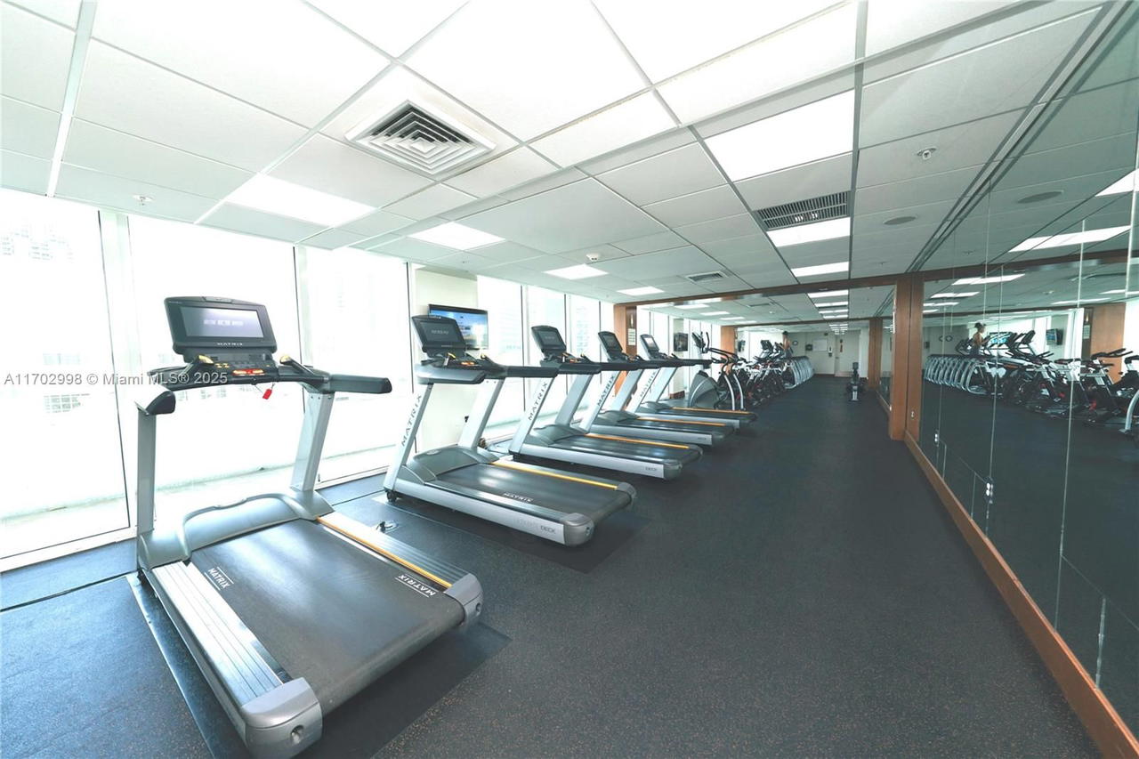 Real estate property located at 31 5th St #3817, Miami-dade, Brickell On The River N T, Miami, FL