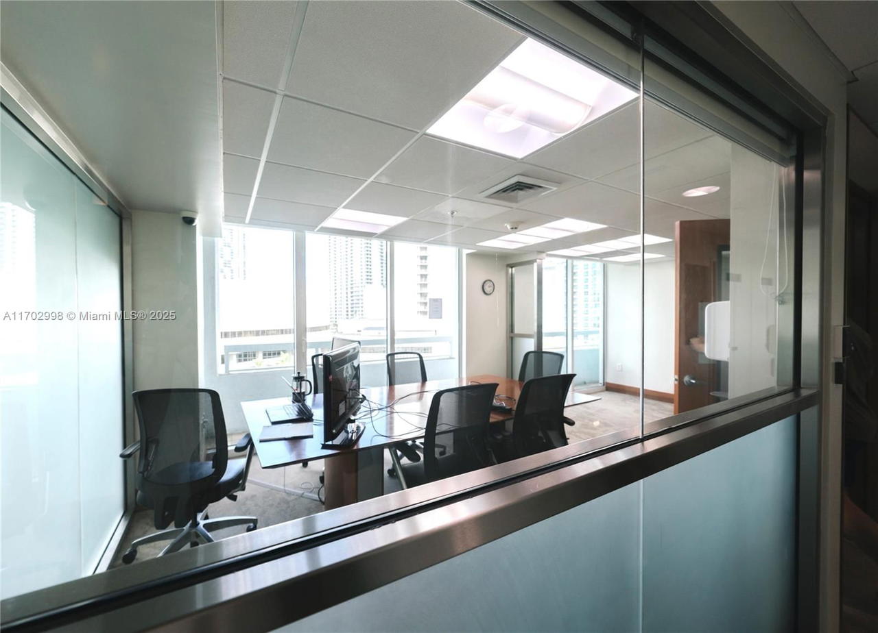 Real estate property located at 31 5th St #3817, Miami-dade, Brickell On The River N T, Miami, FL