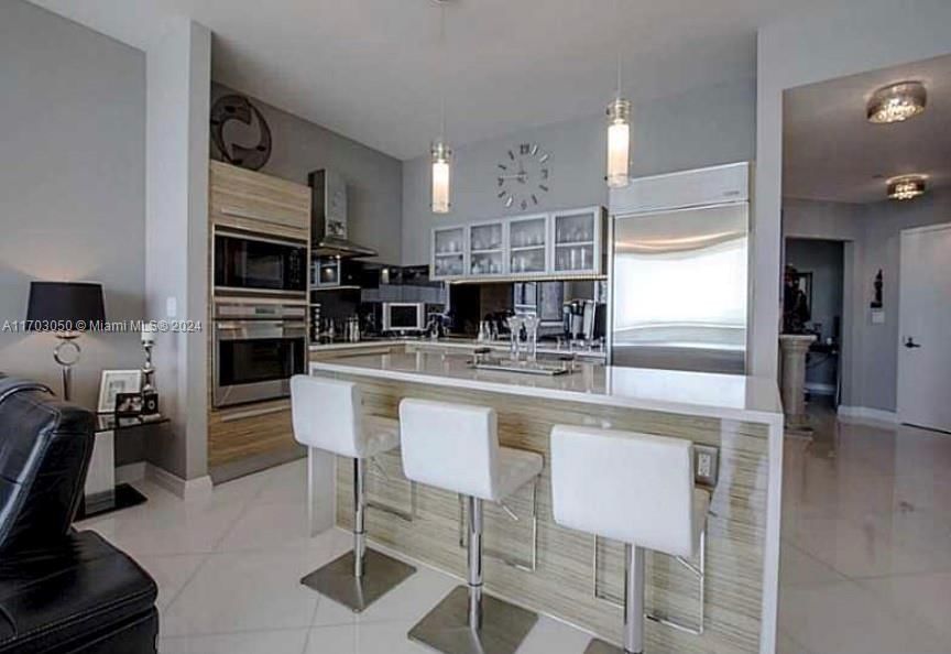 Real estate property located at 2020 Bayshore Dr #1008, Miami-dade, Paramount Bay Condo, Miami, FL