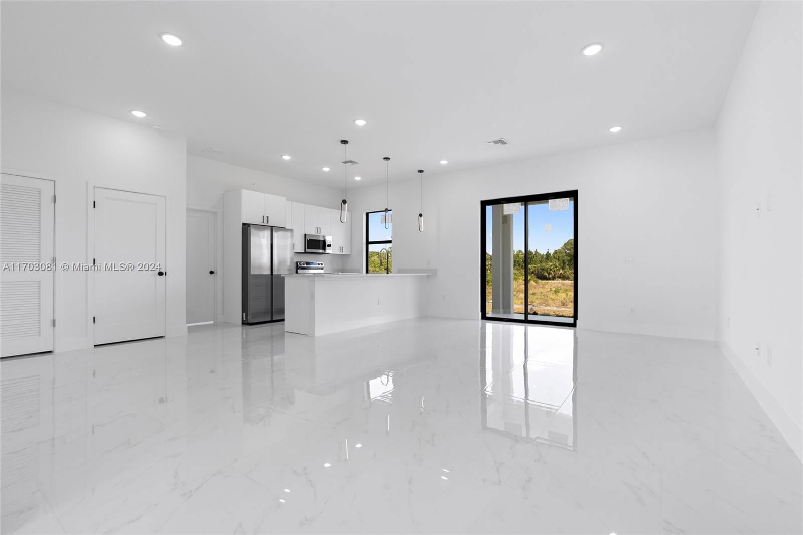 Real estate property located at 1705 Xelda Ave N, Lee, Lehigh Acres, Lehigh Acres, FL