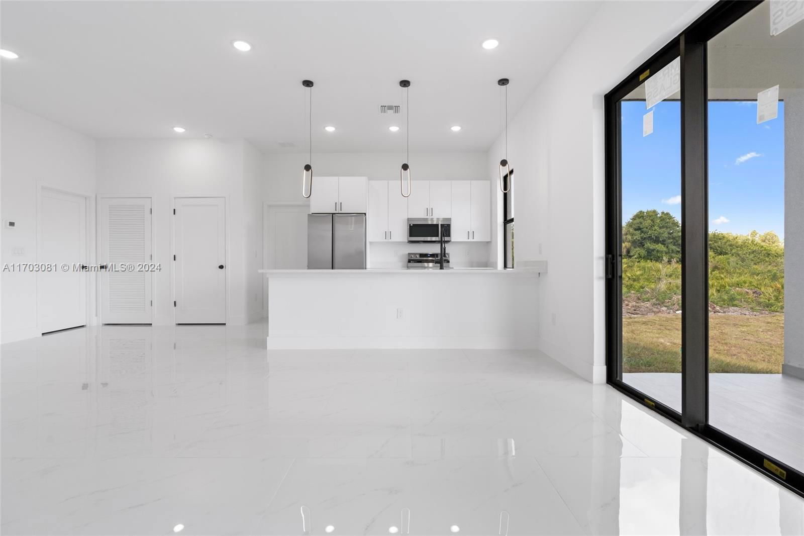Real estate property located at 1705 Xelda Ave N, Lee, Lehigh Acres, Lehigh Acres, FL