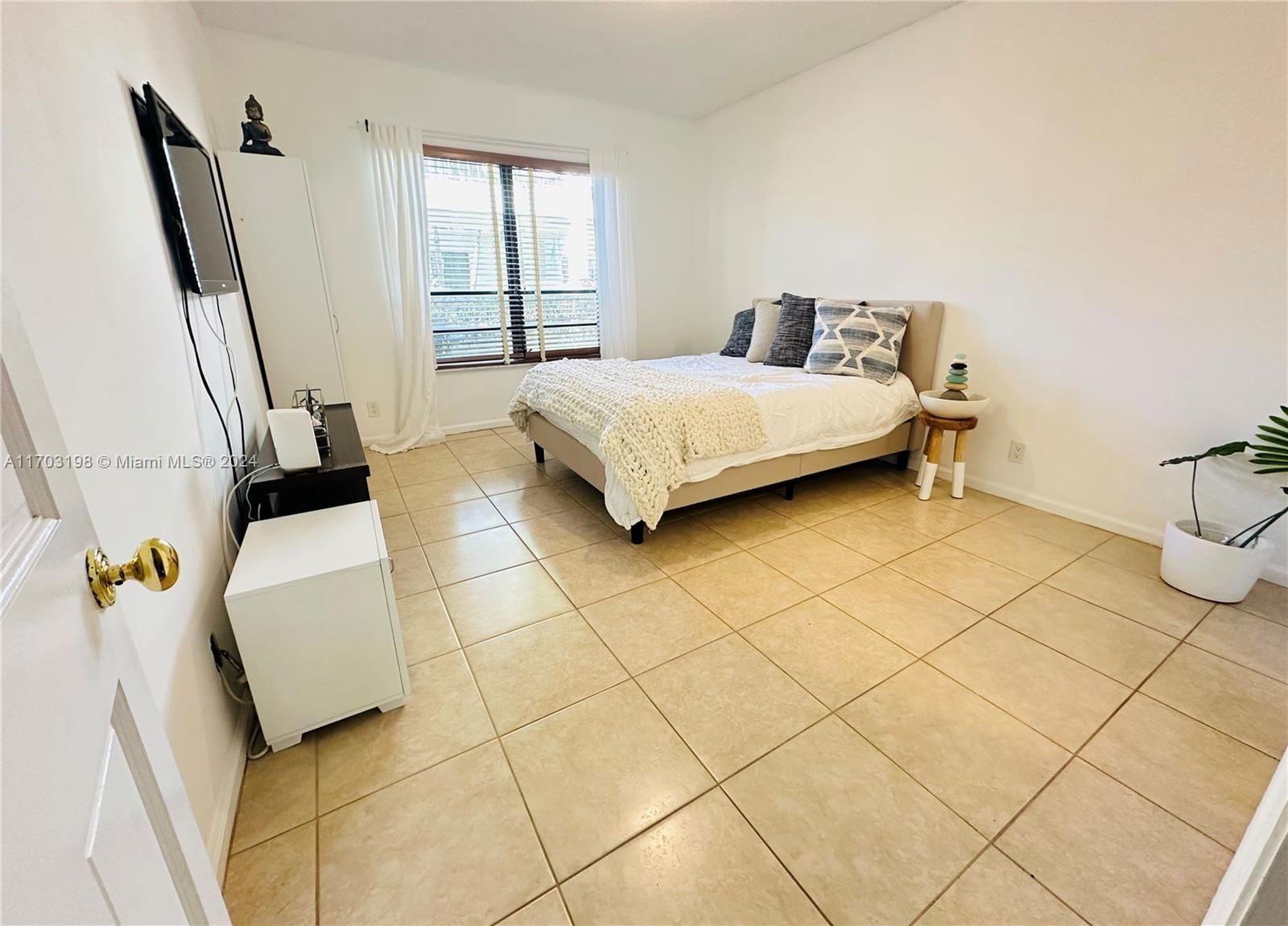 Real estate property located at 900 Greensward Ln #111-G, Palm Beach, GREENSWARD VILLAGE CONDO, Delray Beach, FL