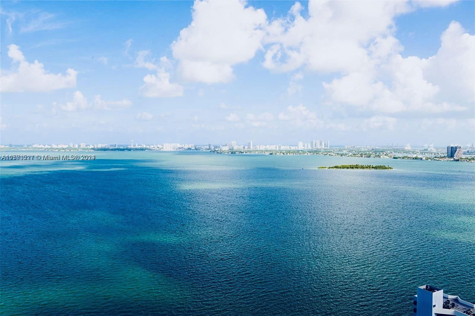 Real estate property located at 650 32nd St #4301, Miami-Dade, PARAISO BAY CONDO, Miami, FL