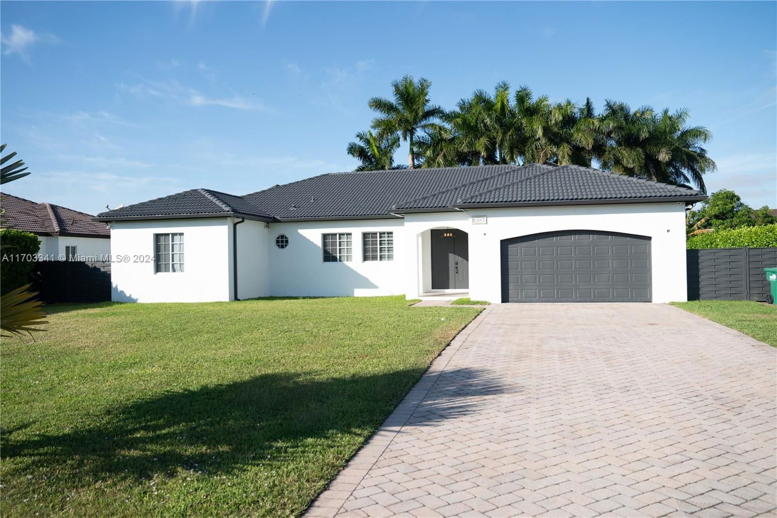 Real estate property located at 13067 190th St, Miami-Dade, VALENCIA ACRES, Miami, FL