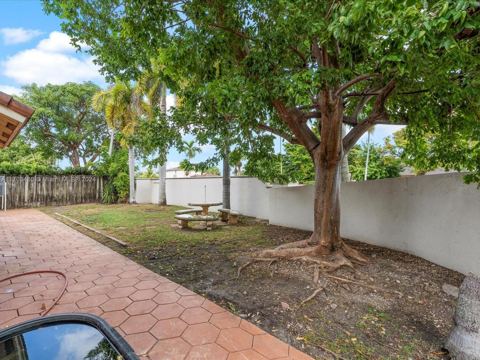 Real estate property located at 12493 122nd Ct, Miami-dade, Kendall Breeze South, Miami, FL