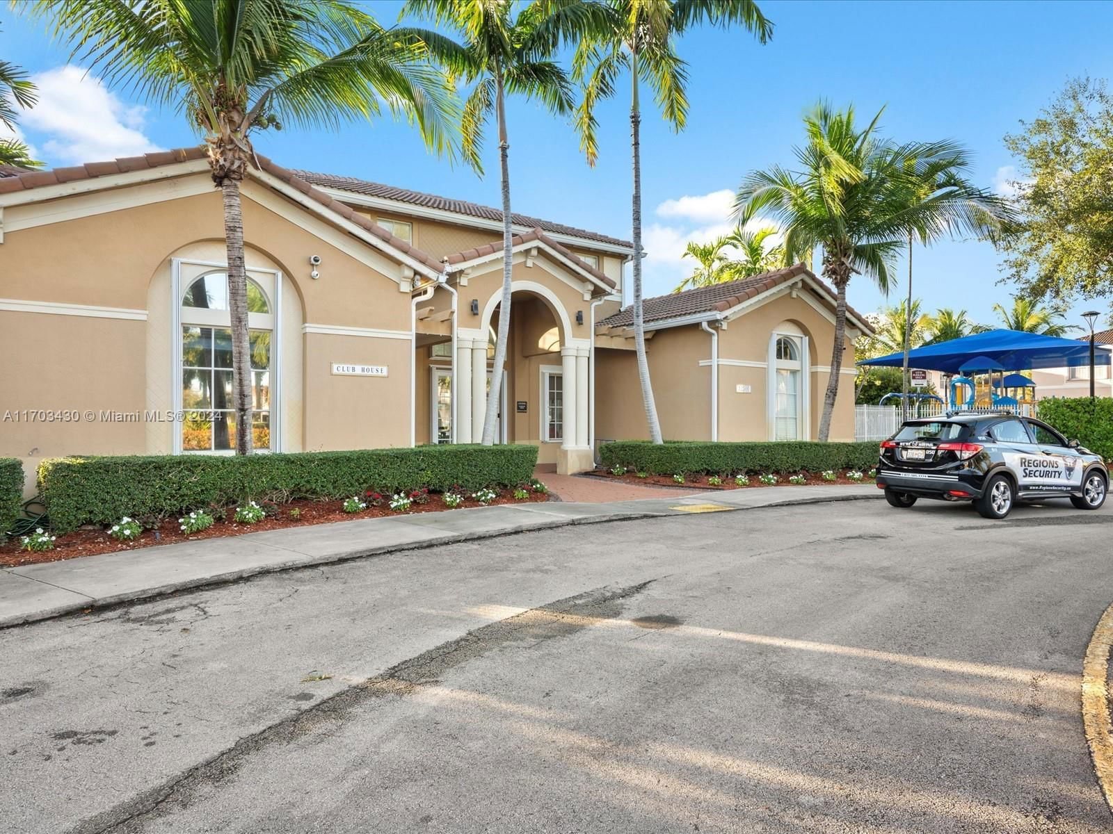 Real estate property located at 12493 122nd Ct, Miami-dade, Kendall Breeze South, Miami, FL