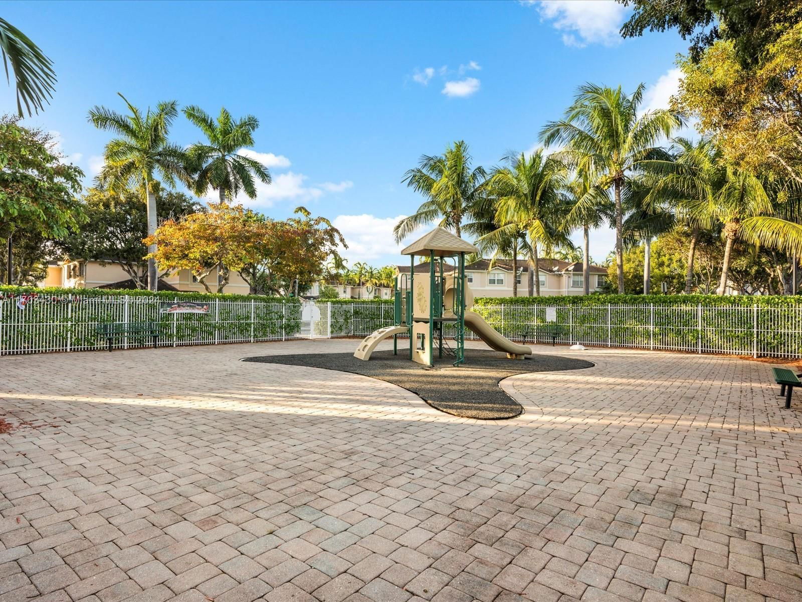 Real estate property located at 12493 122nd Ct, Miami-dade, Kendall Breeze South, Miami, FL
