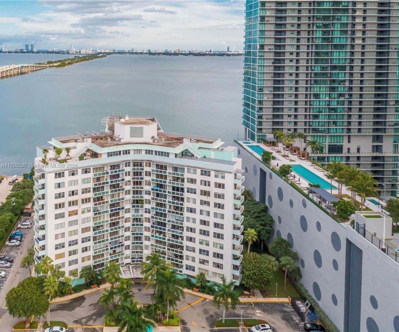 Real estate property located at 3301 5th Ave #110, Miami-Dade, BAY PARK TOWERS CONDO, Miami, FL