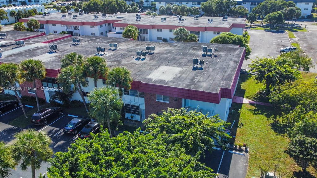 Real estate property located at 2251 48th Ter #208, Broward, Castle Apartments 7 Condo, Lauderhill, FL