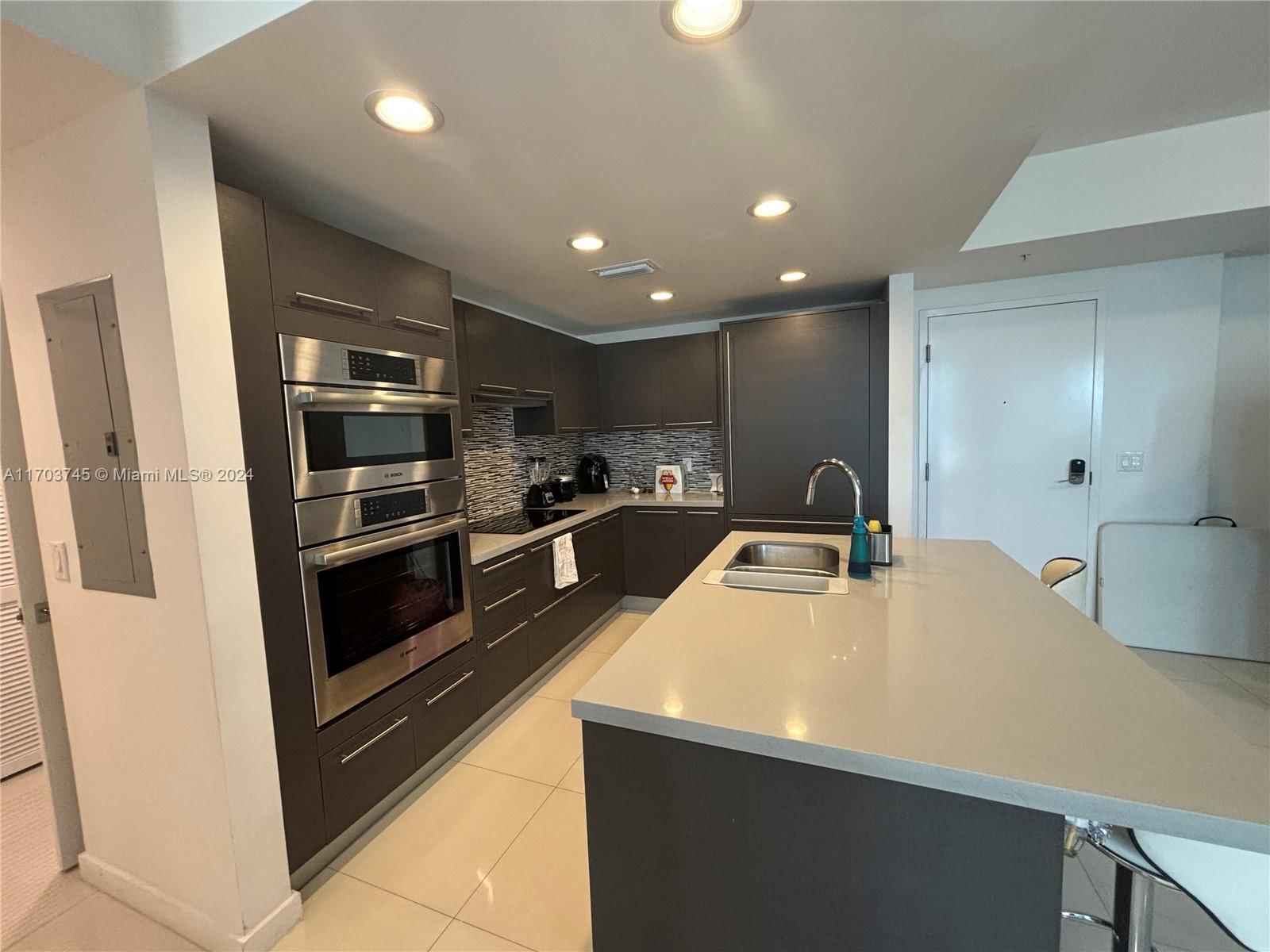 Real estate property located at 7825 107th Ave #310, Miami-dade, Midtown At Doral, Doral, FL