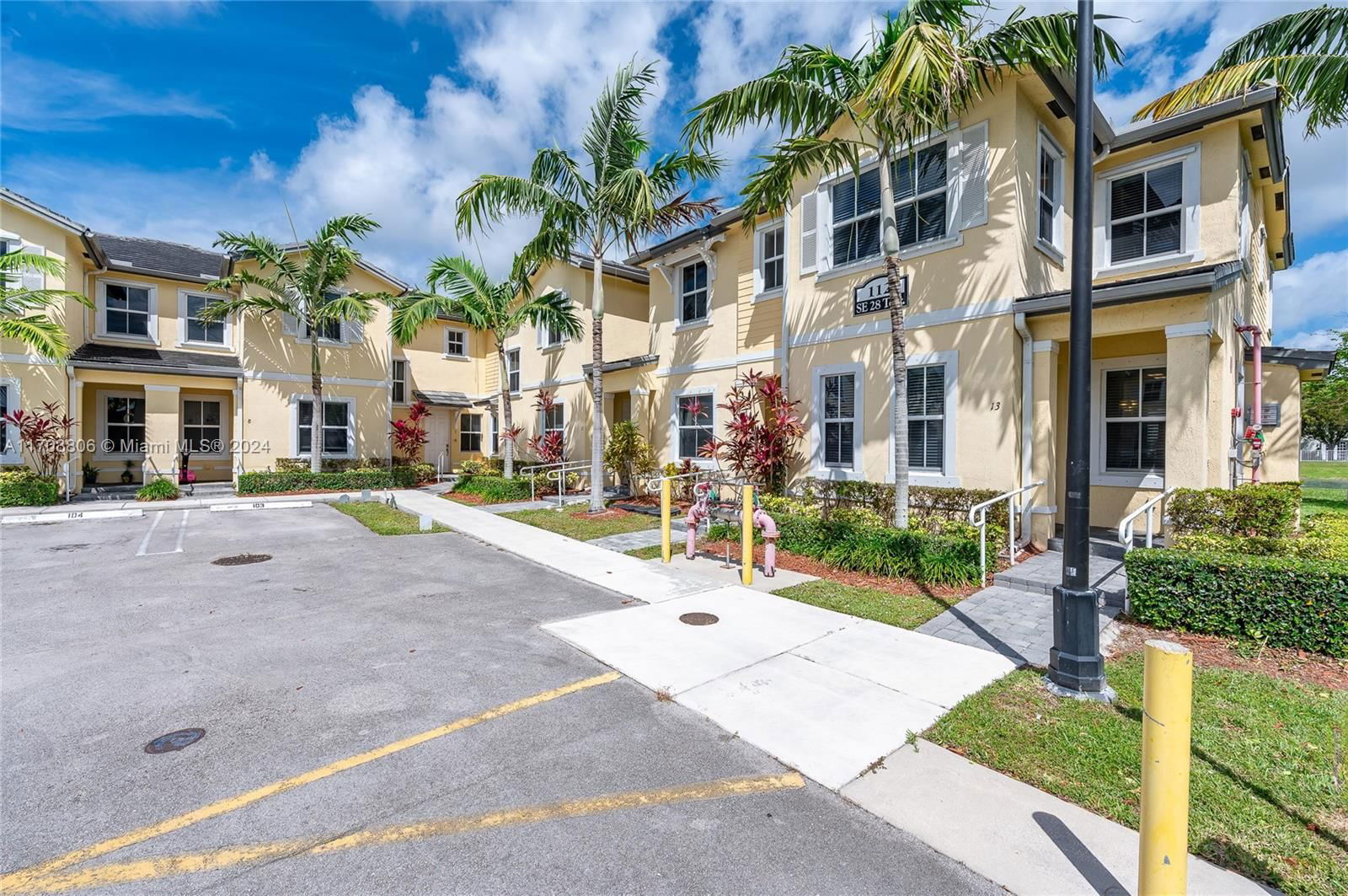 Real estate property located at 112 28th Ter #13, Miami-Dade, FIJI CONDO NO 1, Homestead, FL