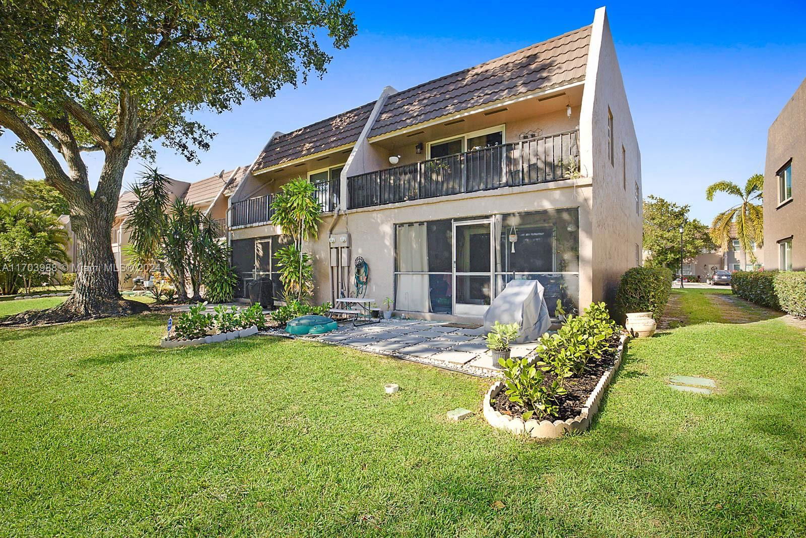 Real estate property located at 9050 28th St #116, Broward, Country Village Condo, Coral Springs, FL