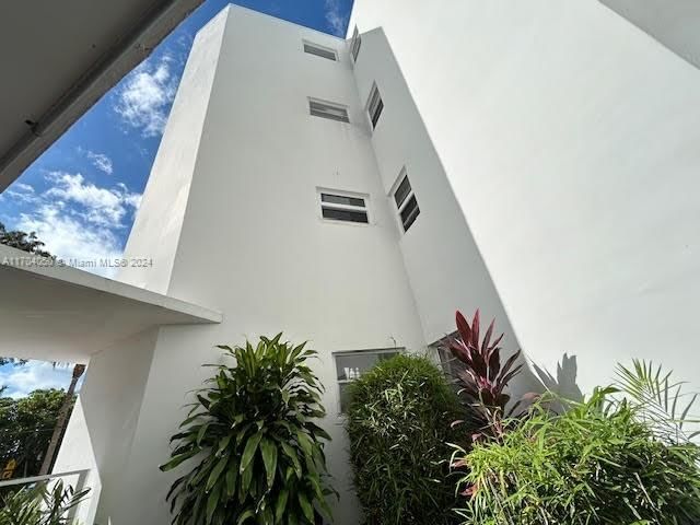 Real estate property located at 1075 93rd St #401, Miami-Dade, THE ATRIUM CONDO, Bay Harbor Islands, FL