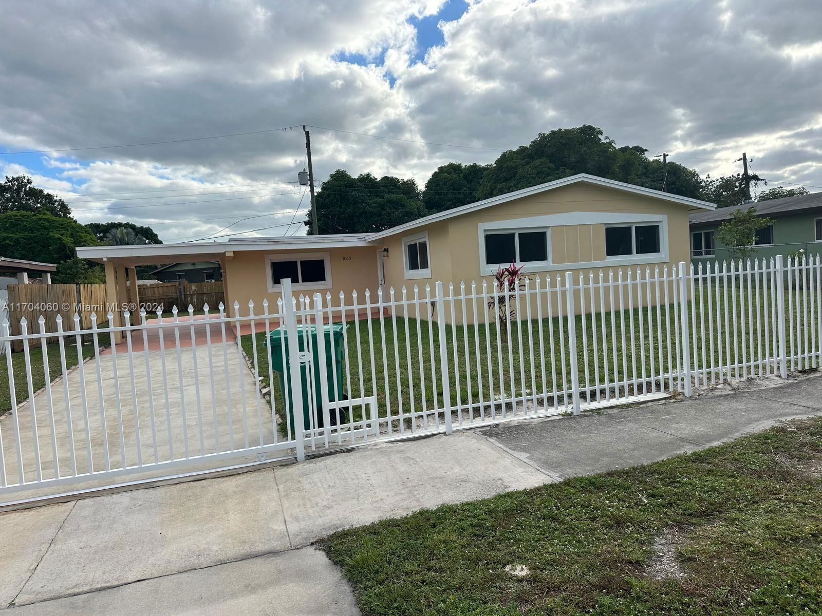Real estate property located at , Miami-dade, Scott Lake Manor Sec 6, Miami Gardens, FL