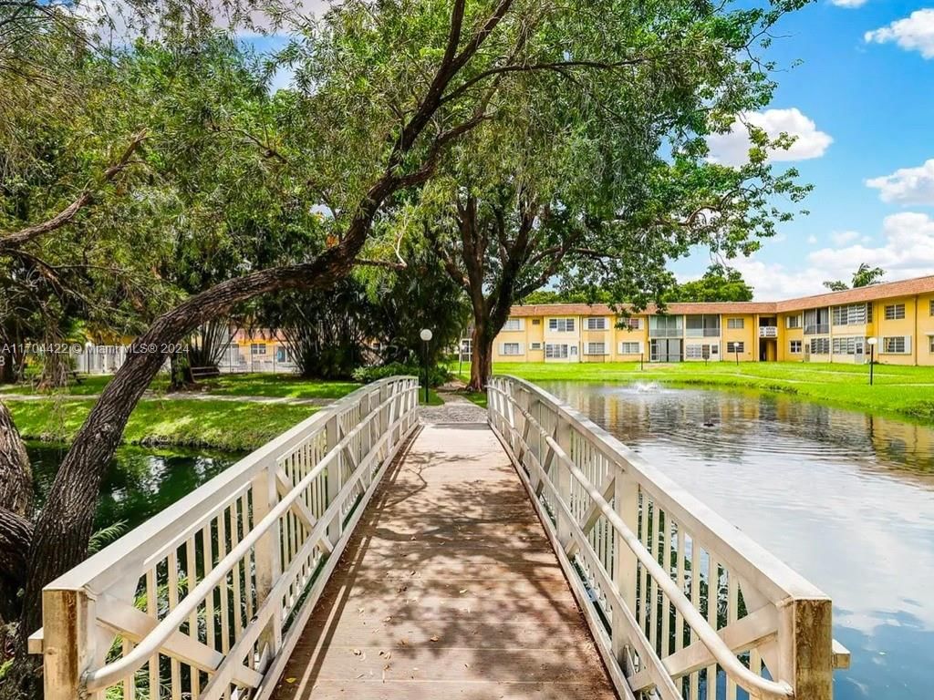 Real estate property located at 5120 40th Ave #27A, Broward, OAK HILLS CONDO NO I, Dania Beach, FL