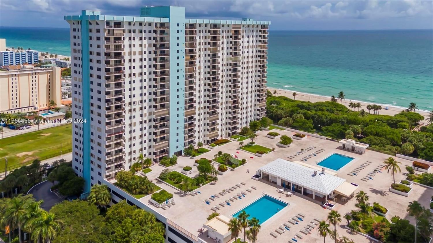 Real estate property located at 1201 Ocean Dr #206S, Broward, SUMMIT CONDO, Hollywood, FL