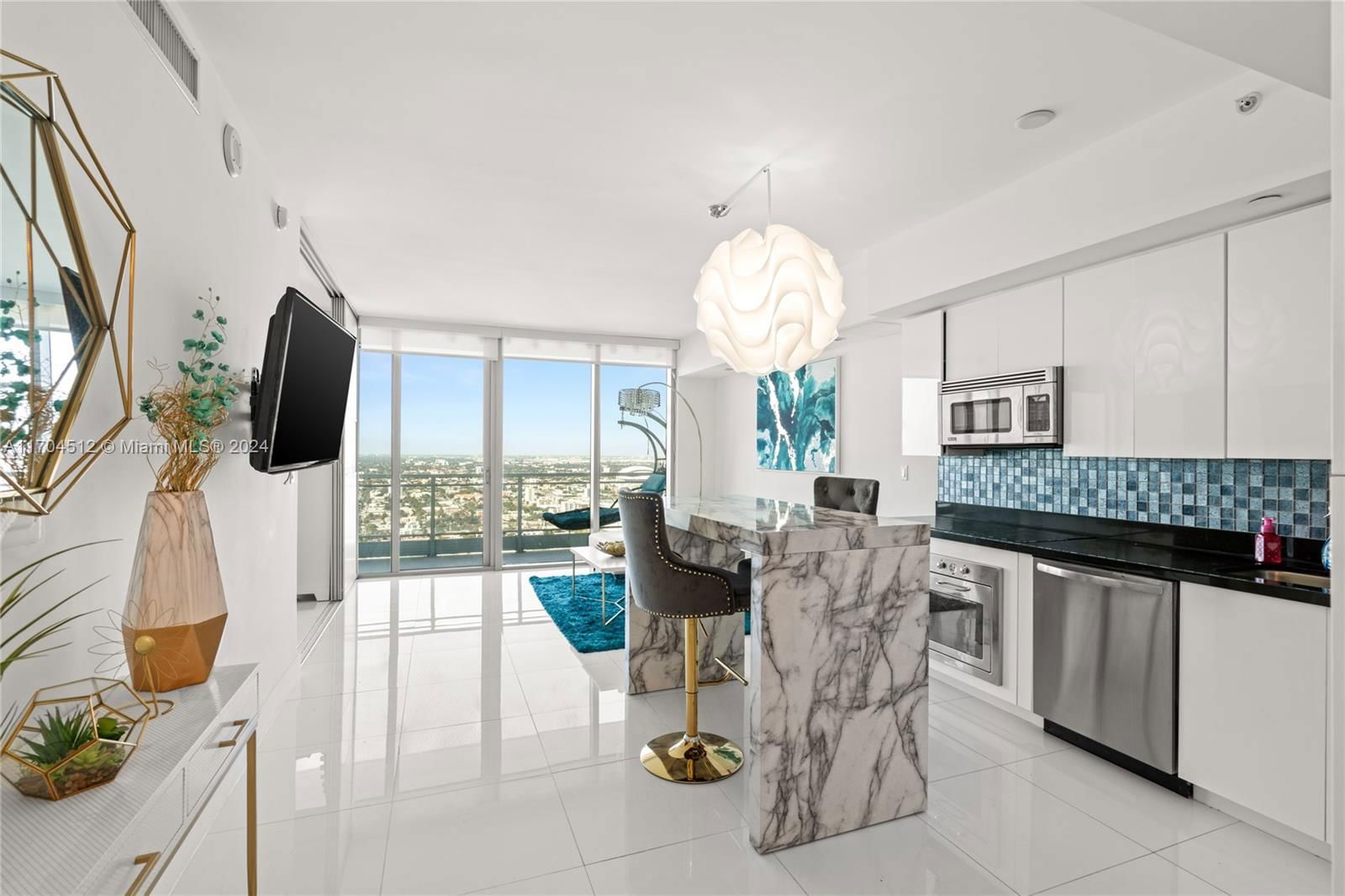 Real estate property located at 92 3rd St #4907, Miami-Dade, MINT CONDO, Miami, FL