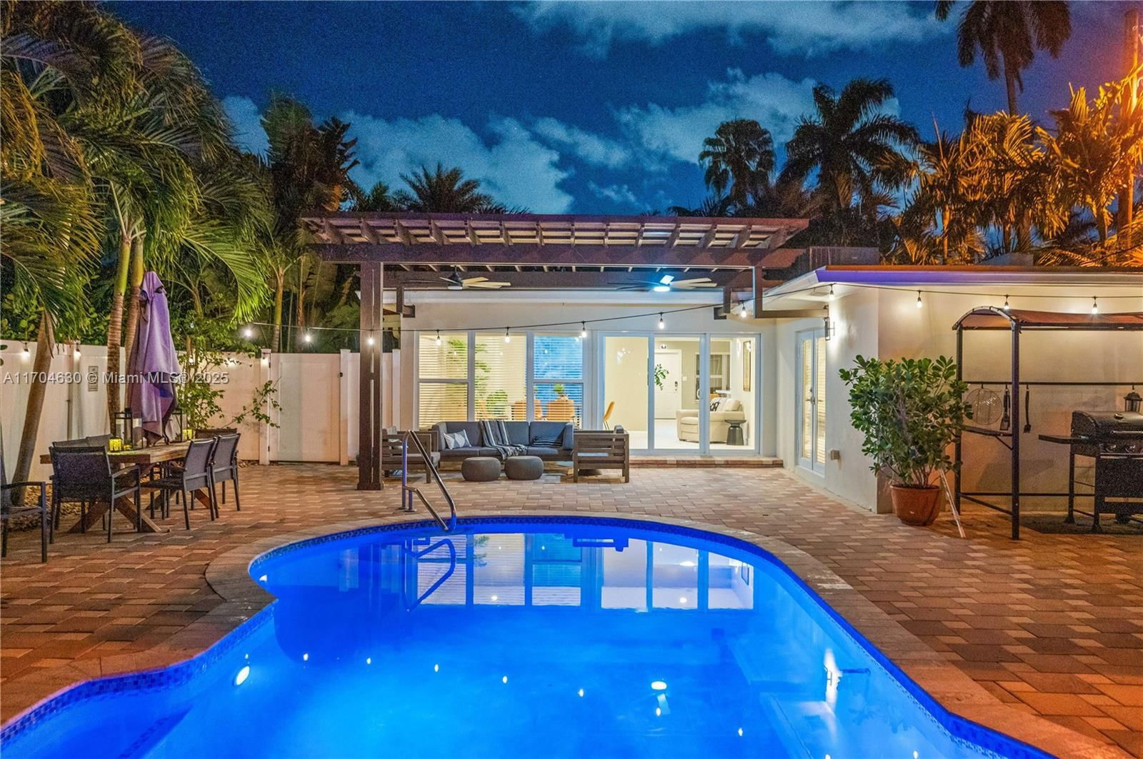 Real estate property located at 1351 Jackson St, Broward, Hollywood Lakes Section, Hollywood, FL