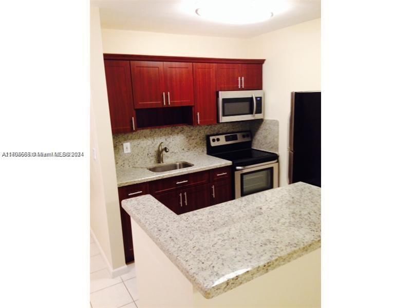 Real estate property located at 2838 Madison St #10, Broward, MALIBU GARDENS CONDO, Hollywood, FL