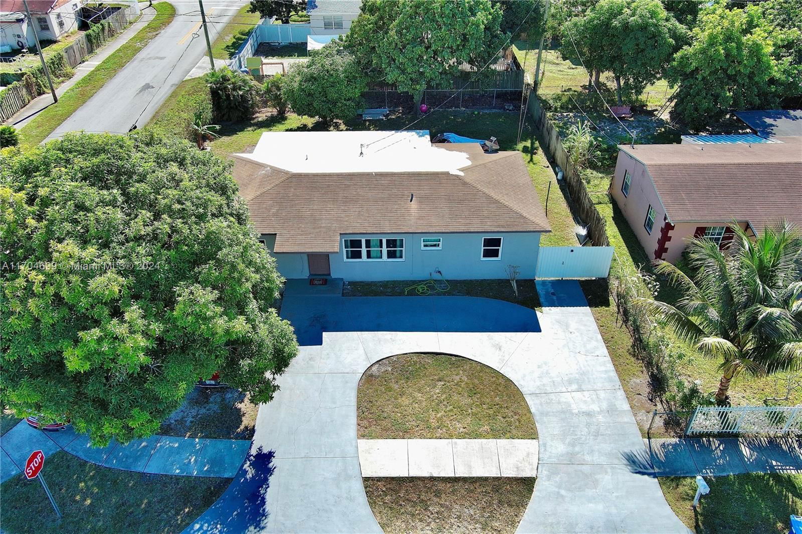 Real estate property located at 2900 160th St, Miami-Dade, PINE TREE PARK 1ST ADDN, Miami Gardens, FL