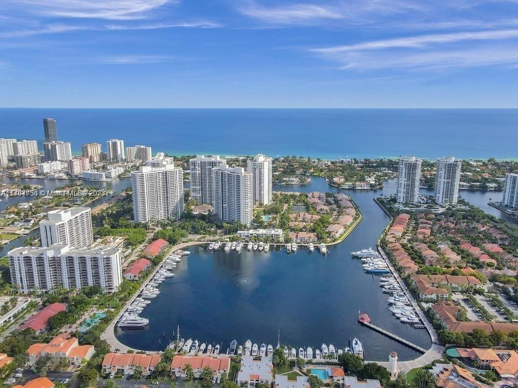 Real estate property located at 3640 Yacht Club Dr #607, Miami-Dade, HARBORSIDE AT THE WATERWA, Aventura, FL