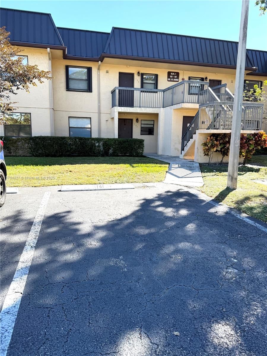 Real estate property located at 137 93rd Ave #103, Broward, Pine Lake Three Condo, Pembroke Pines, FL