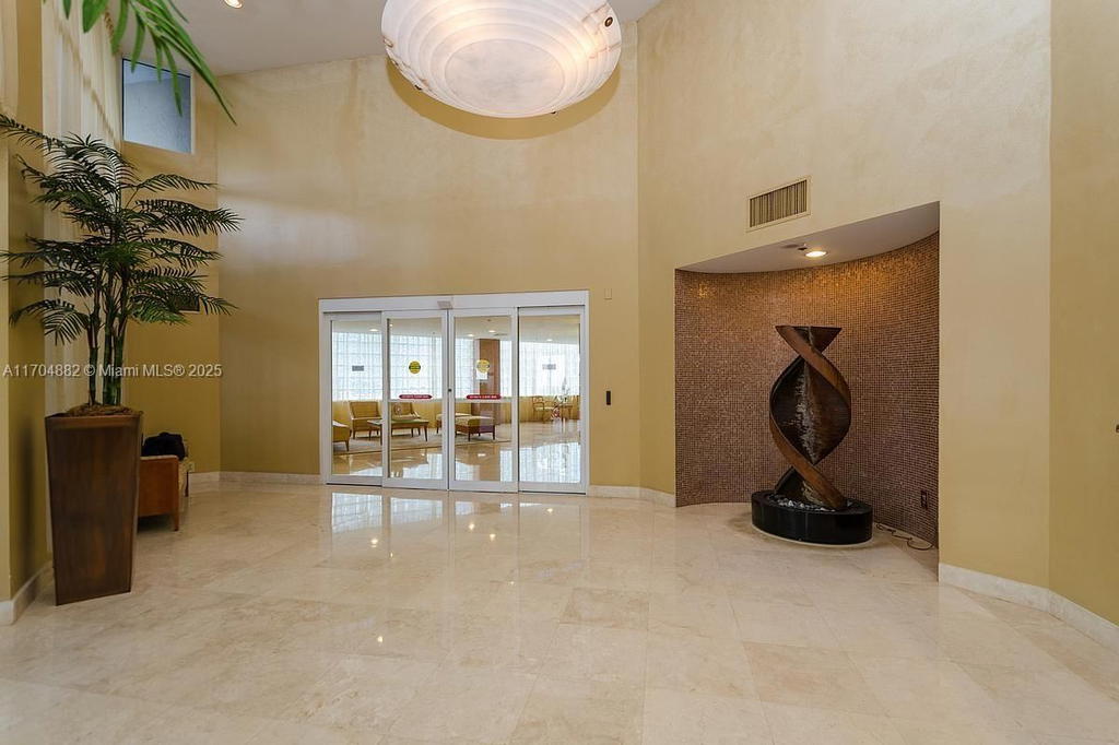 Real estate property located at 6767 Collins Ave #1409, Miami-dade, The Sterling Condo, Miami Beach, FL