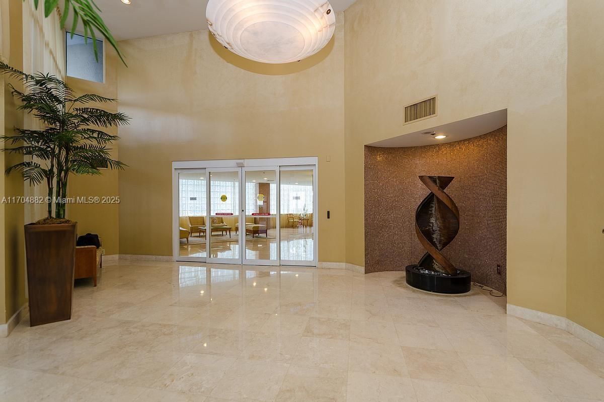Real estate property located at 6767 Collins Ave #1409, Miami-dade, The Sterling Condo, Miami Beach, FL