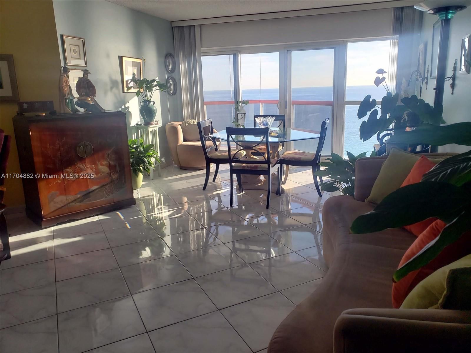 Real estate property located at 6767 Collins Ave #1409, Miami-dade, The Sterling Condo, Miami Beach, FL