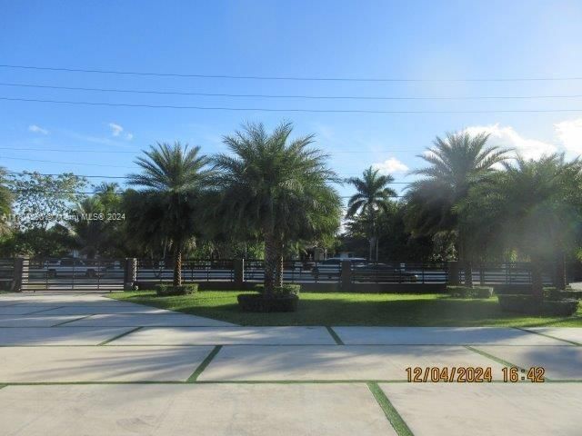 Real estate property located at 12455 45 st, Miami-Dade, BIRD ROAD FARMSITES, Miami, FL