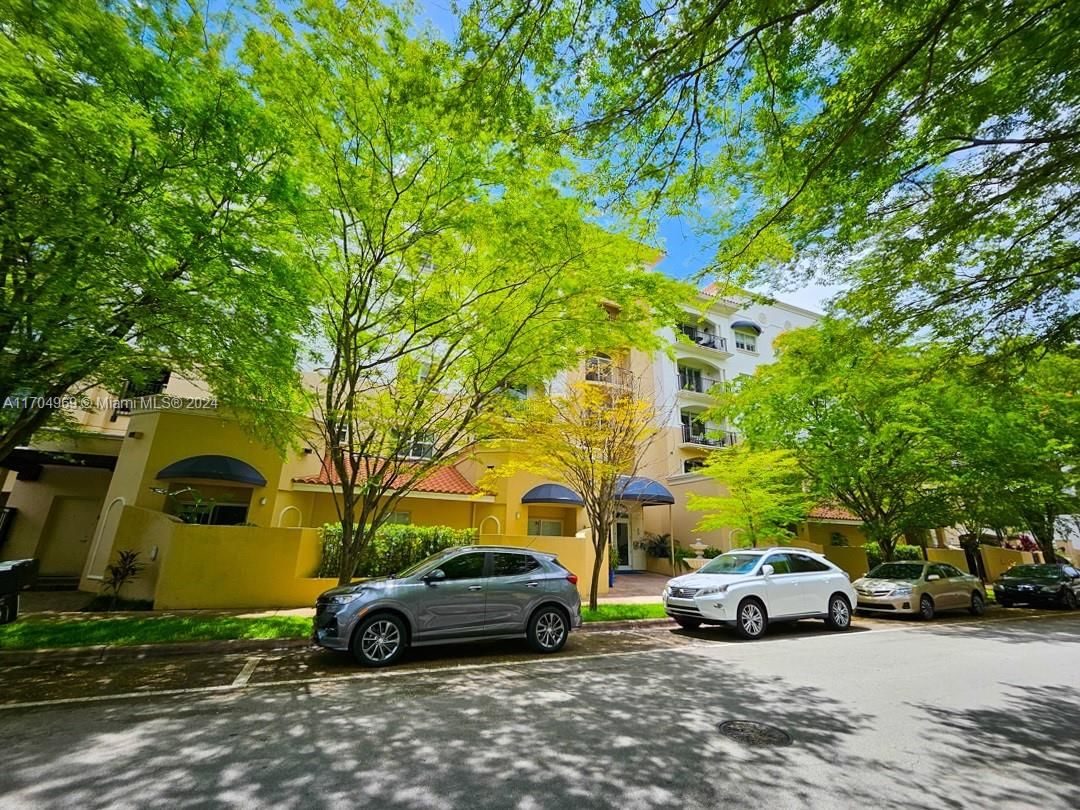 Real estate property located at 118 Zamora Ave #506, Miami-Dade, VILLA ZAMORA CONDO, Coral Gables, FL