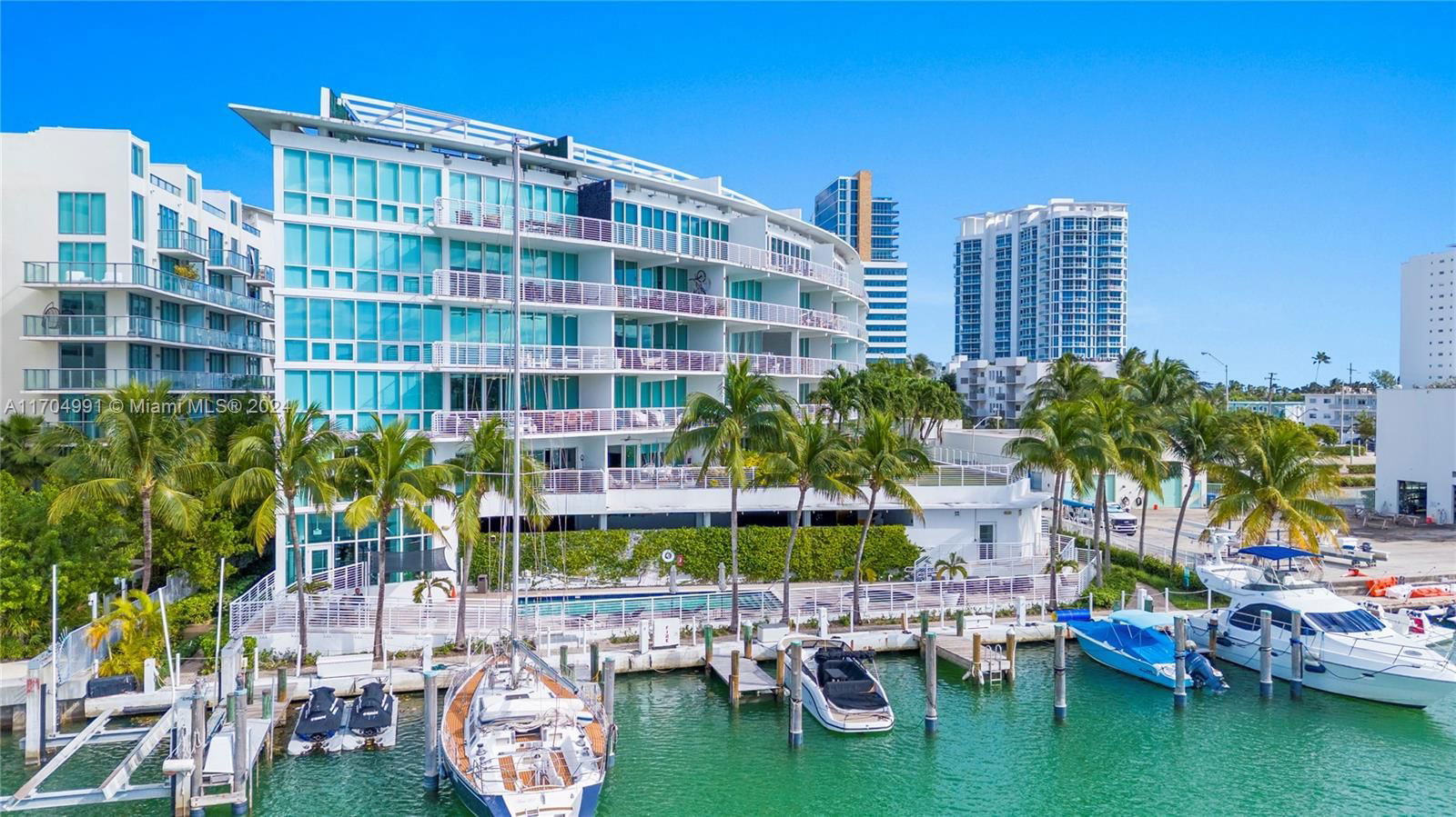 Real estate property located at 6580 Indian Creek Dr #406, Miami-Dade, REGATTA AT INDIAN CREEK C, Miami Beach, FL