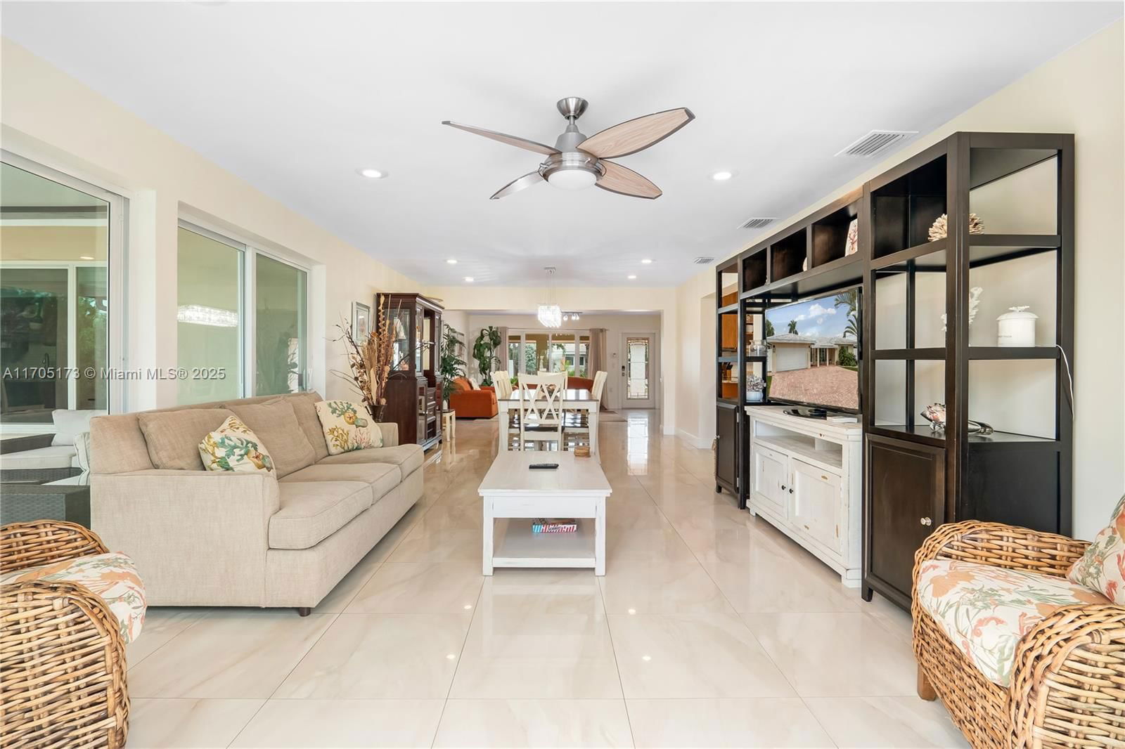 Real estate property located at 281 3rd Ct, Broward, Garden Isles Sec 3, Pompano Beach, FL