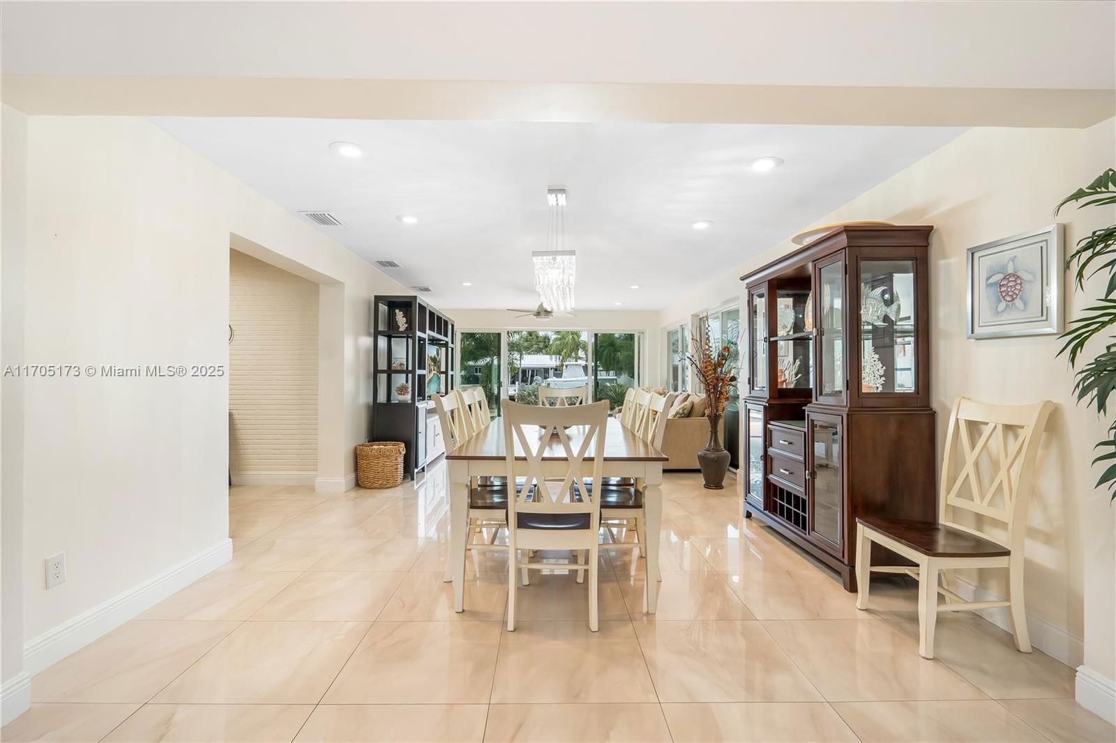 Real estate property located at 281 3rd Ct, Broward, Garden Isles Sec 3, Pompano Beach, FL