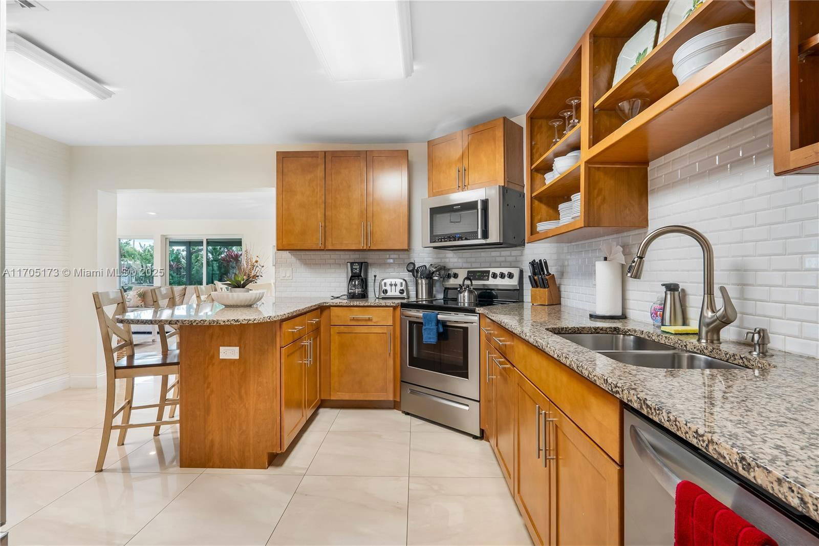 Real estate property located at 281 3rd Ct, Broward, Garden Isles Sec 3, Pompano Beach, FL